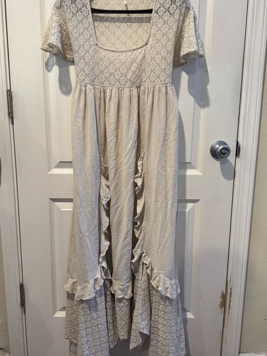 Free People Dresses & Skirts - Free People Bring the Romance Cream Lace Maxi Dress